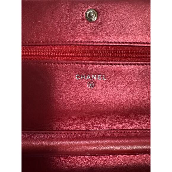 Authentic Chanel Boy Wallet On Chain WOC Metallic Red Leather W COA READ - Picture 4 of 15